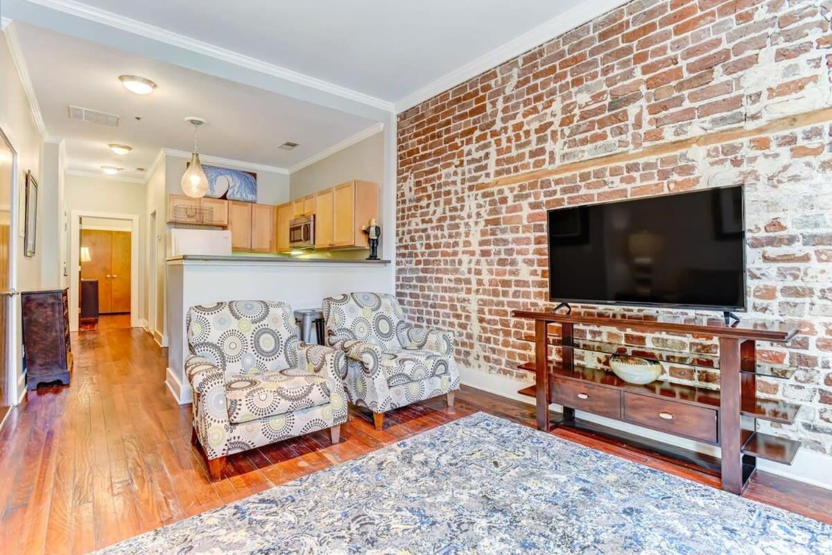 E Bay St Loft By City Market And River Street سافانا المظهر الخارجي الصورة