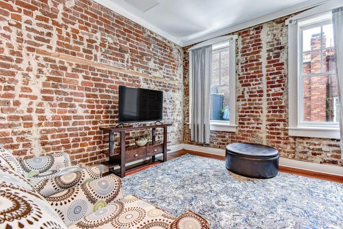 E Bay St Loft By City Market And River Street سافانا المظهر الخارجي الصورة